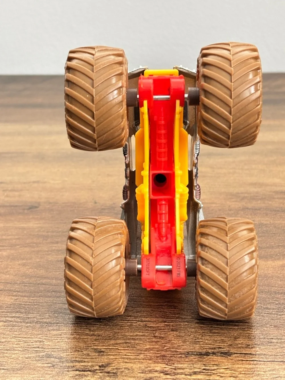 Monster Jam 1:64 Max D Mystery Mudders Yellow Orange Monster Truck Die Cast 2023